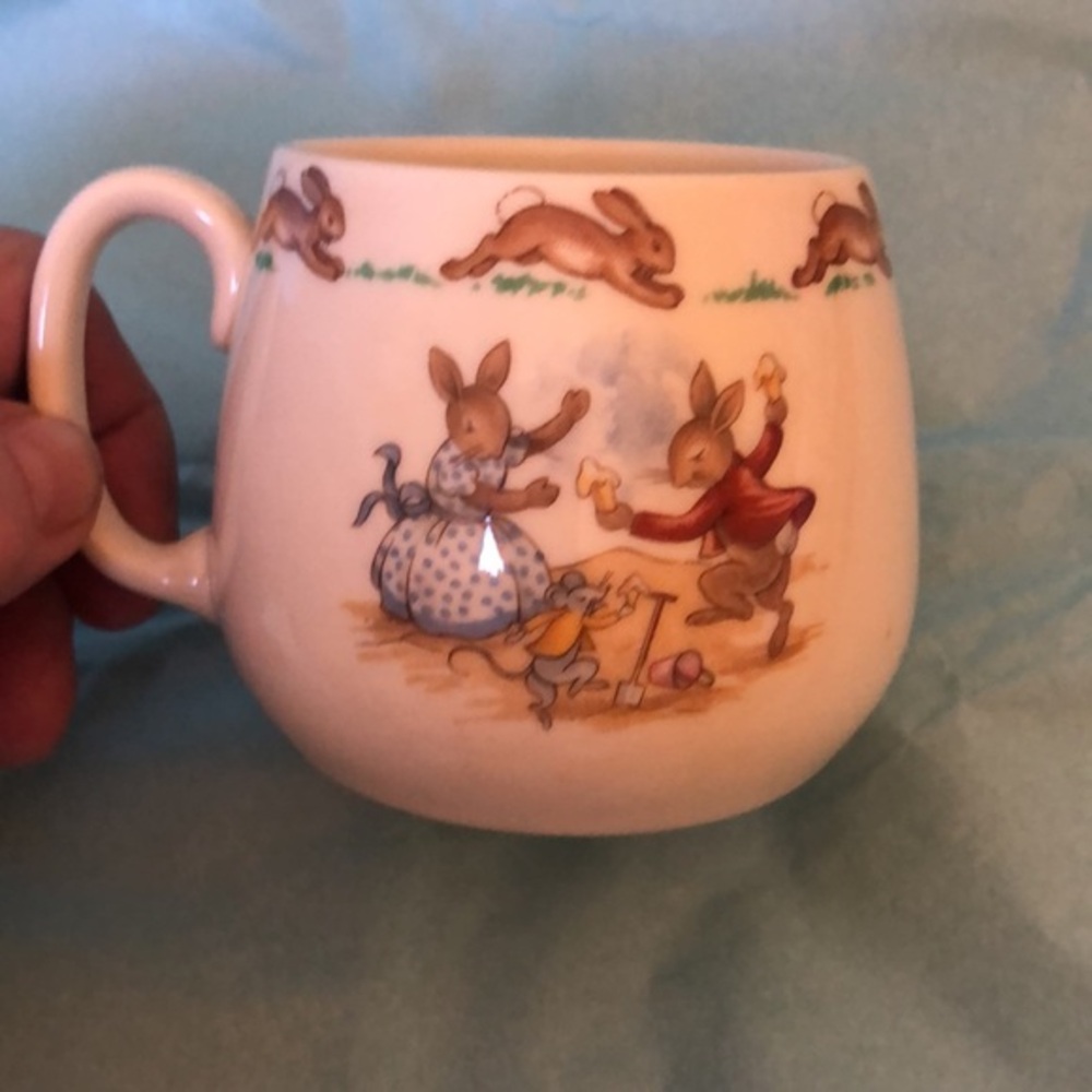 Royal Dalton Vintage Bunnykins cup